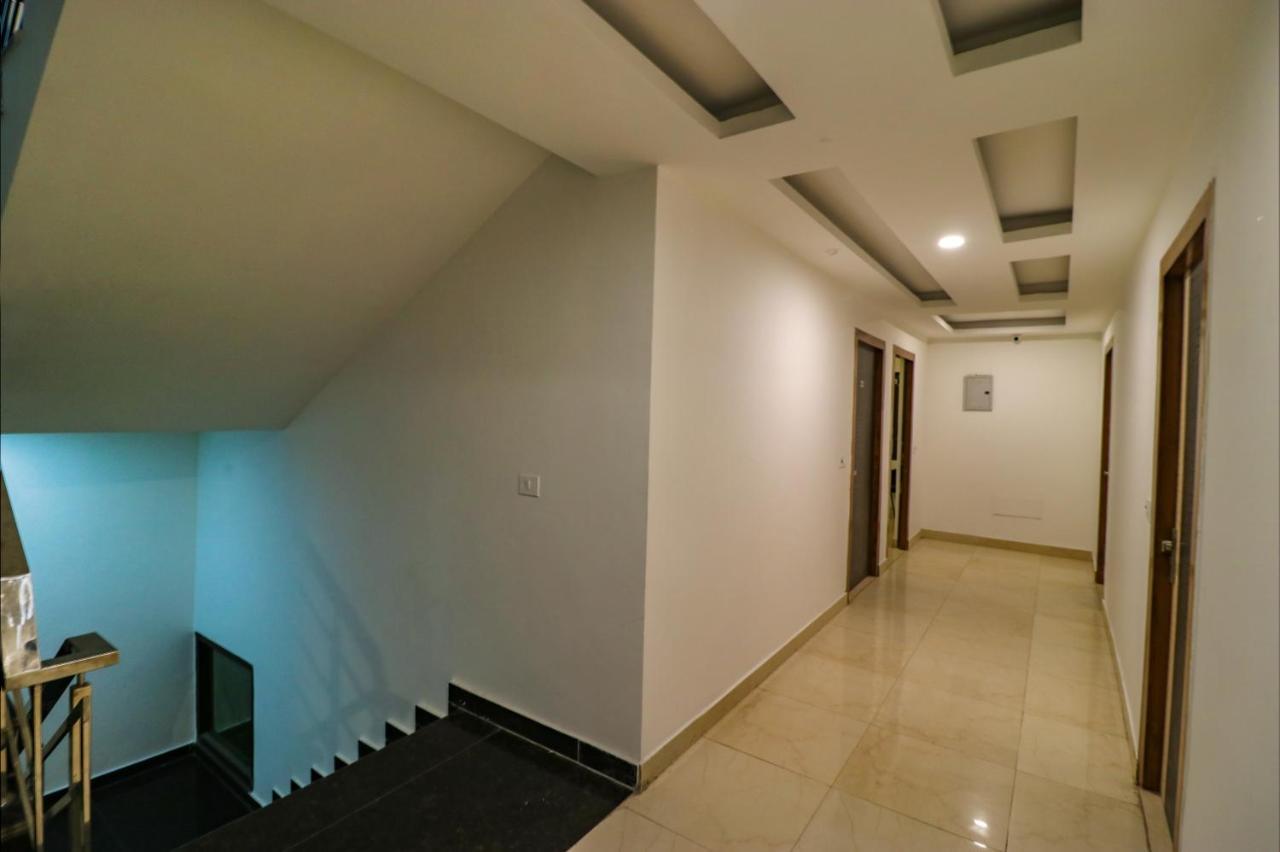 فندق Fabexpress Dolphin International Near Delhi Airport نيودلهي المظهر الخارجي الصورة